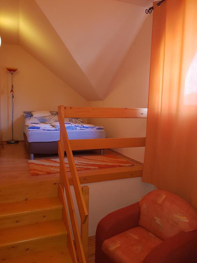 Olze Panzio Bed & Breakfast Erdobenye Exterior photo