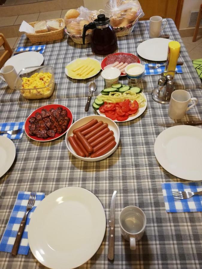 Olze Panzio Bed & Breakfast Erdobenye Exterior photo