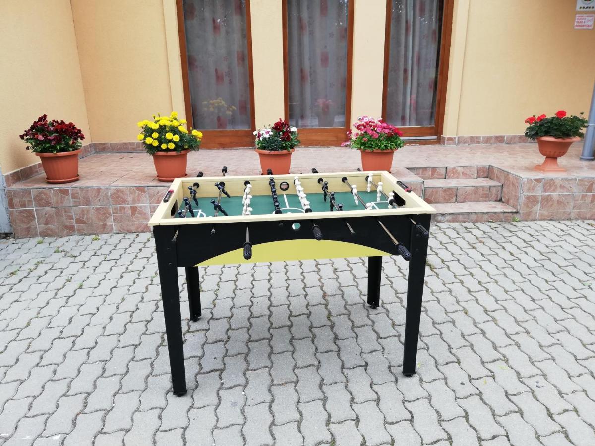 Olze Panzio Bed & Breakfast Erdobenye Exterior photo